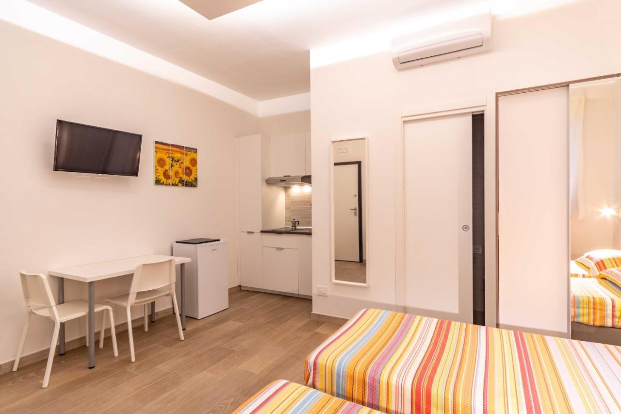 Seven Notes Guest House Μπάρι Εξωτερικό φωτογραφία