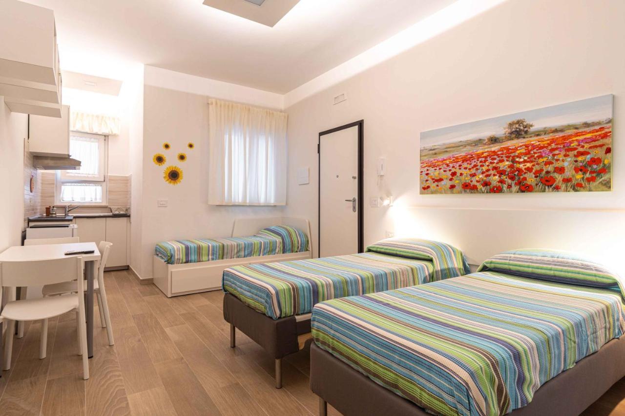 Seven Notes Guest House Μπάρι Εξωτερικό φωτογραφία